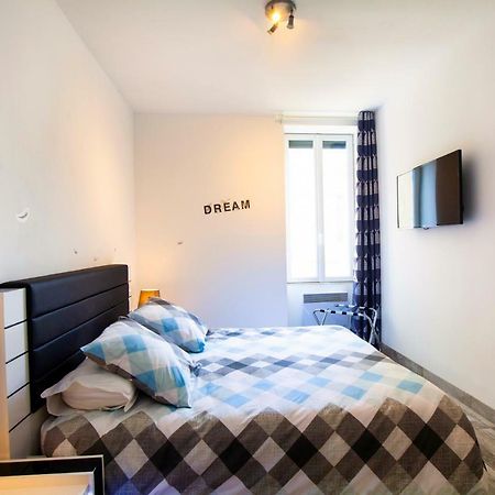 *Dolce Nimes - T2 Standing - Clim * Apartment Bagian luar foto