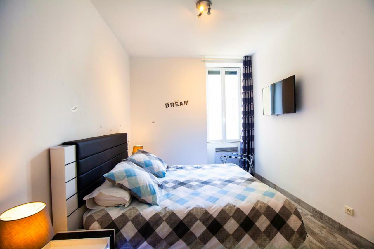 *Dolce Nimes - T2 Standing - Clim * Apartment Bagian luar foto