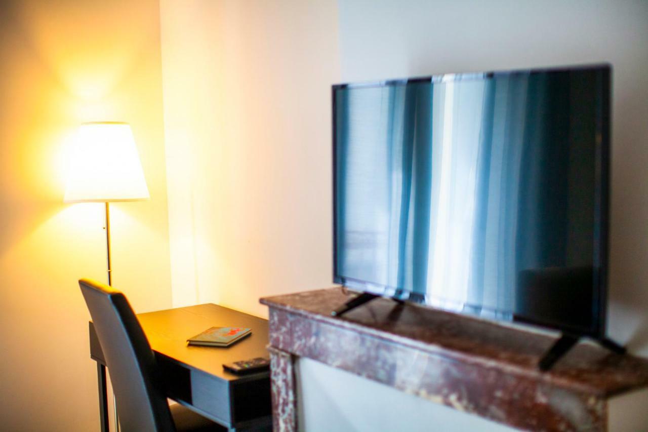 *Dolce Nimes - T2 Standing - Clim * Apartment Bagian luar foto