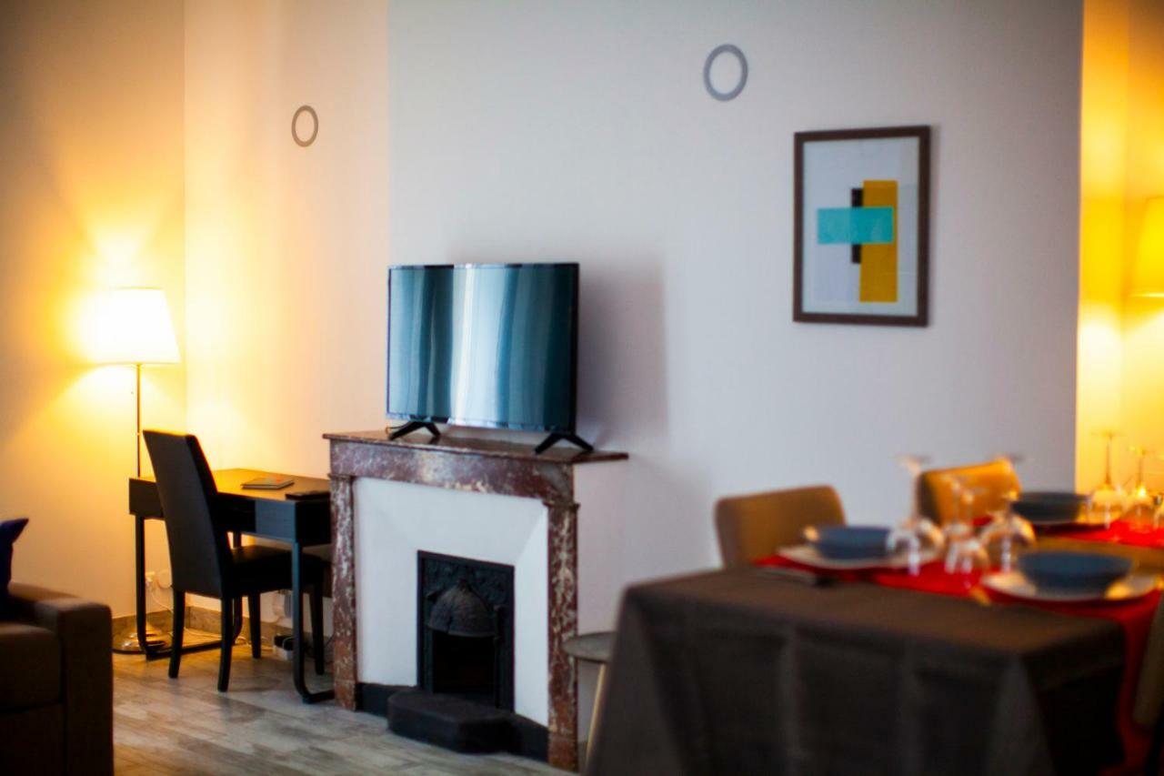 *Dolce Nimes - T2 Standing - Clim * Apartment Bagian luar foto