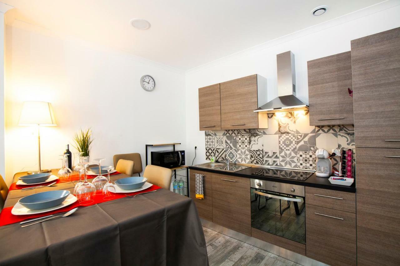 *Dolce Nimes - T2 Standing - Clim * Apartment Bagian luar foto